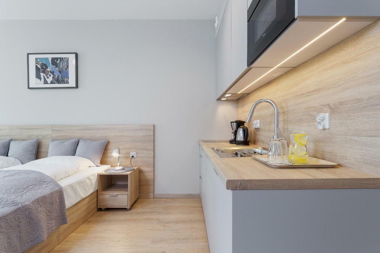 Rajska 3 By Renters Apartmán Krakov